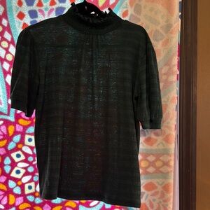 W5 Shimmering emerald green size medium 
Sheer